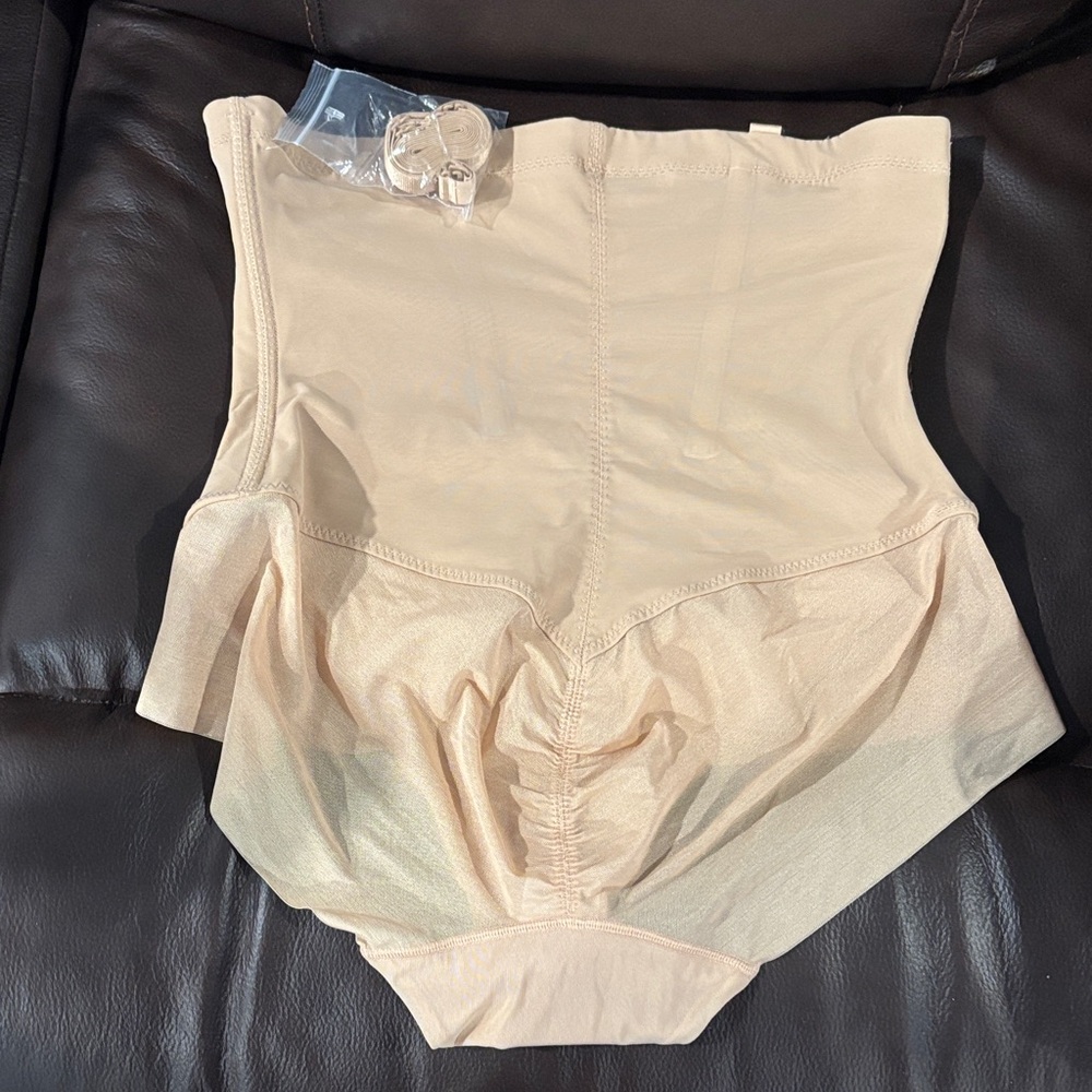 Honeylove Tan Shapewear - Picture 6 of 8